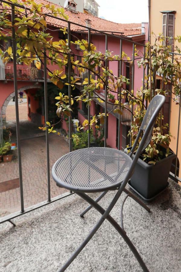 Ca' De' Mumi Apartment Luino Luaran gambar
