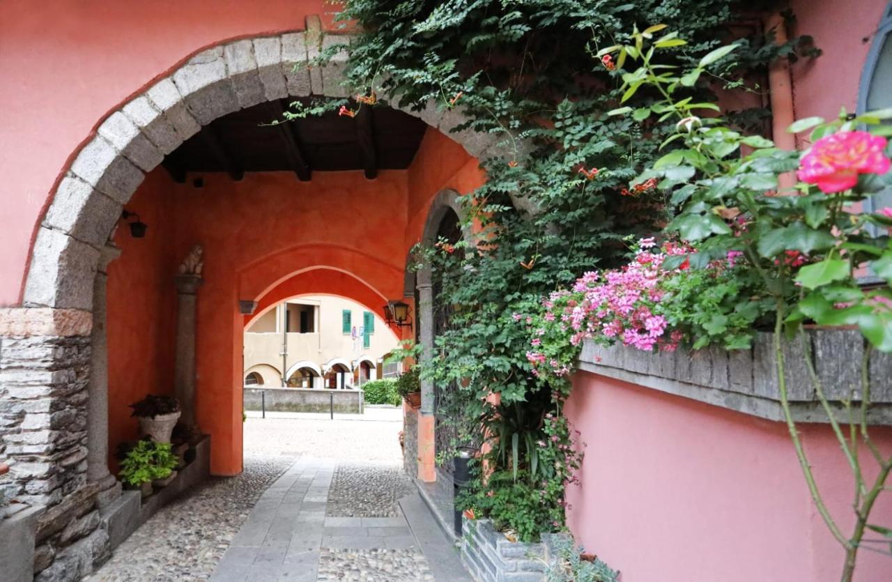 Ca' De' Mumi Apartment Luino Luaran gambar